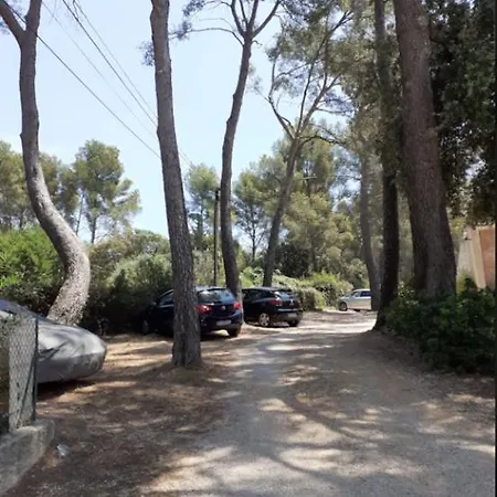 Club Dans Résidence Fermée Et Arborée 10min A Pied De La Hébergement de vacances *